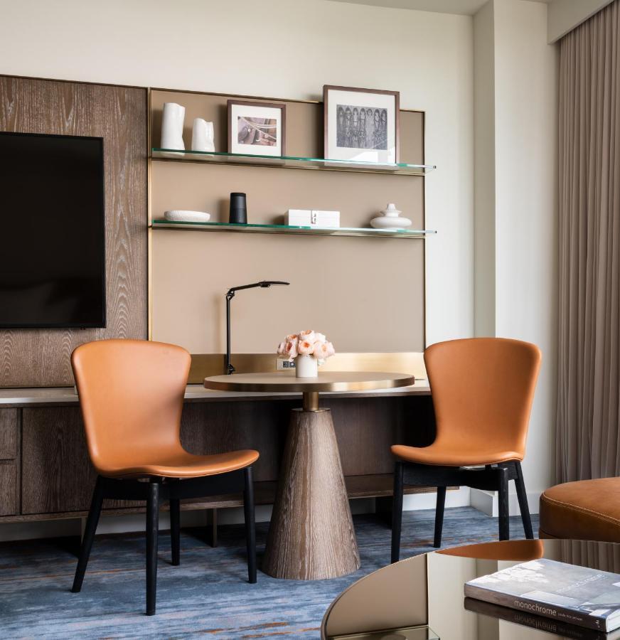 Deluxe King Room,1210401034:JPEG