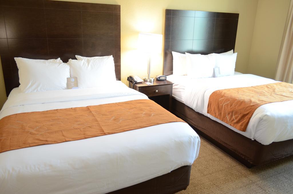 Suite Two Queen Beds Accessible or Non-Smoking