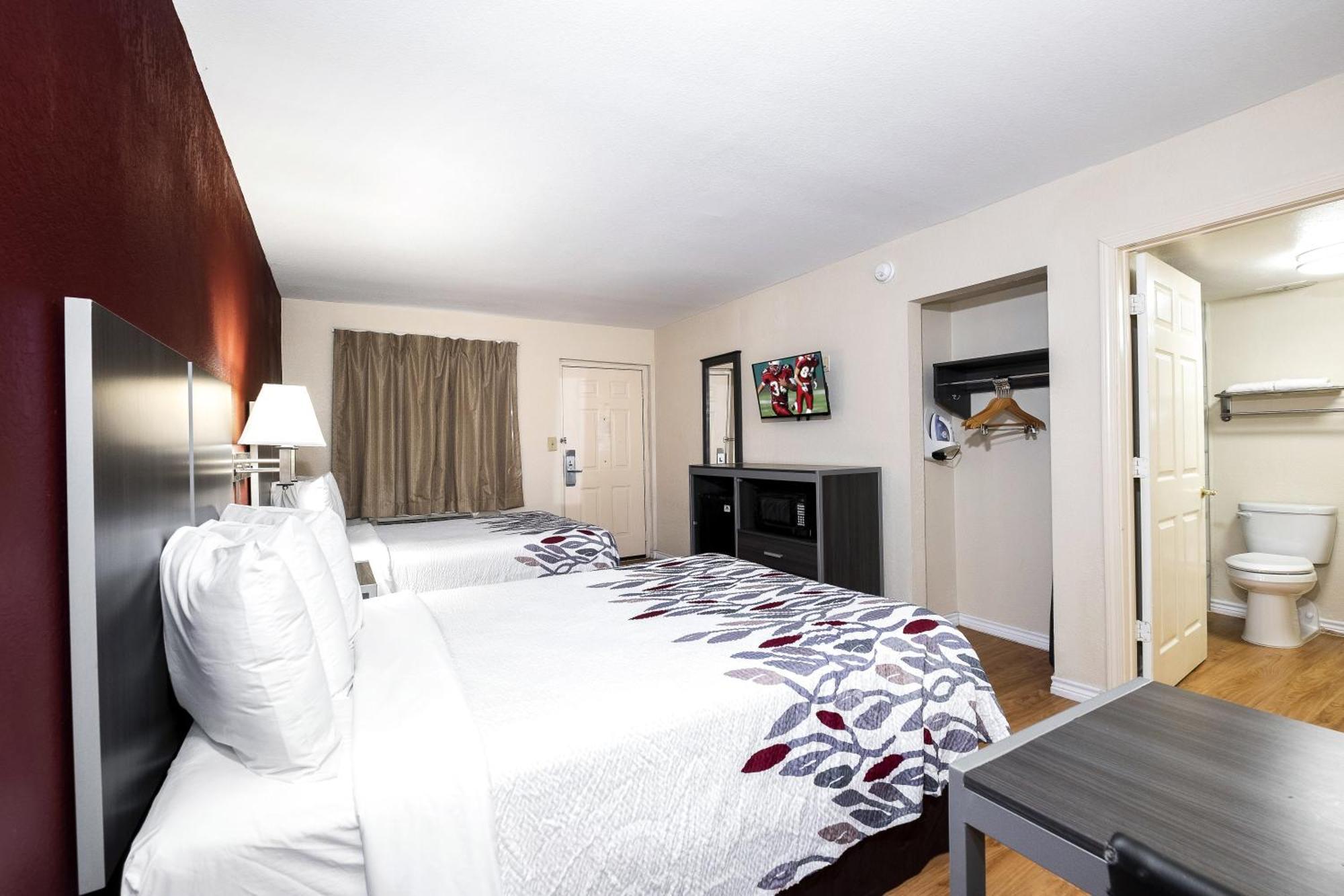Deluxe Double Room Two Double Beds Disability Access Non-Smoking