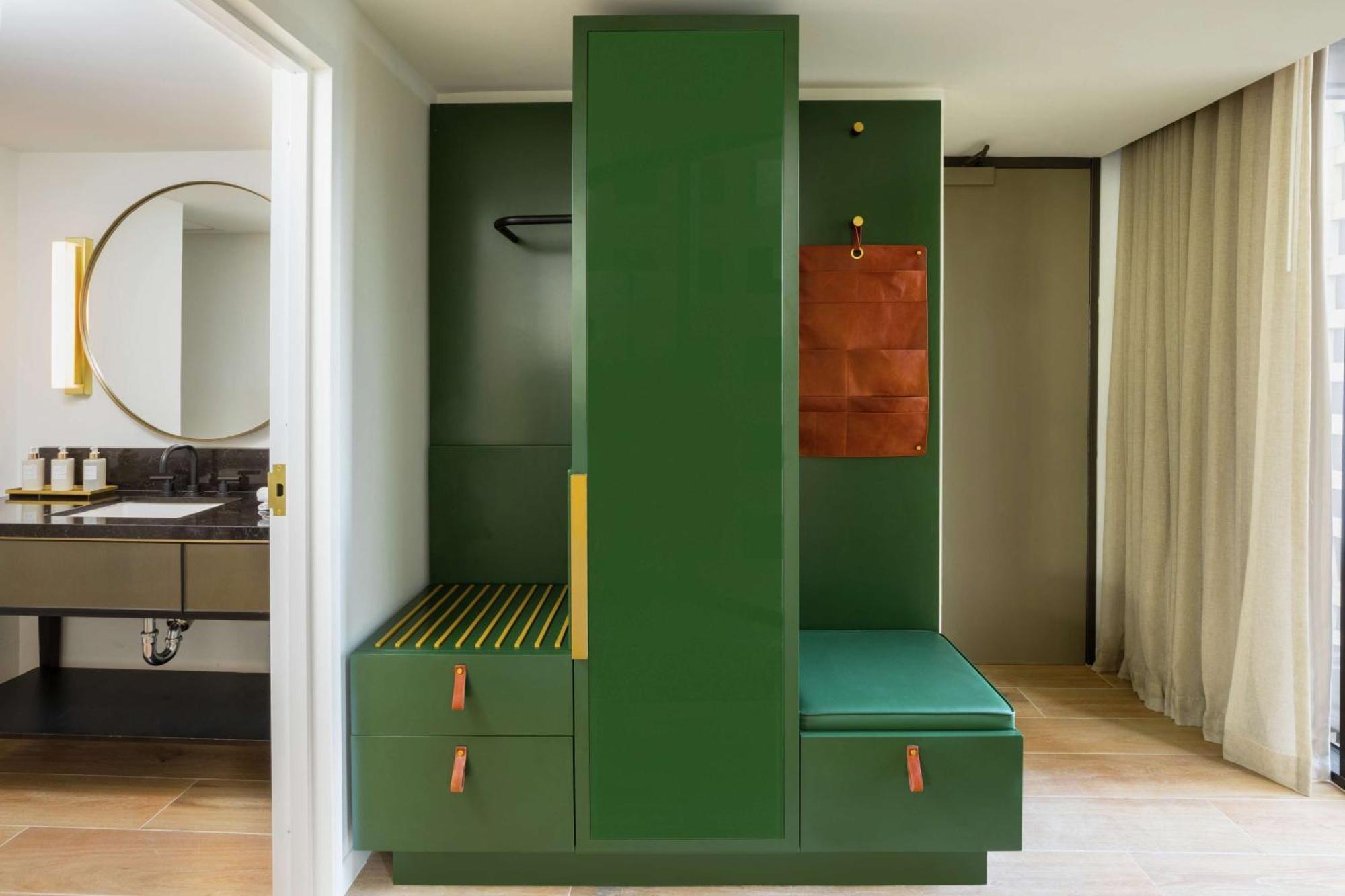 Kamer met Kingsize Bed