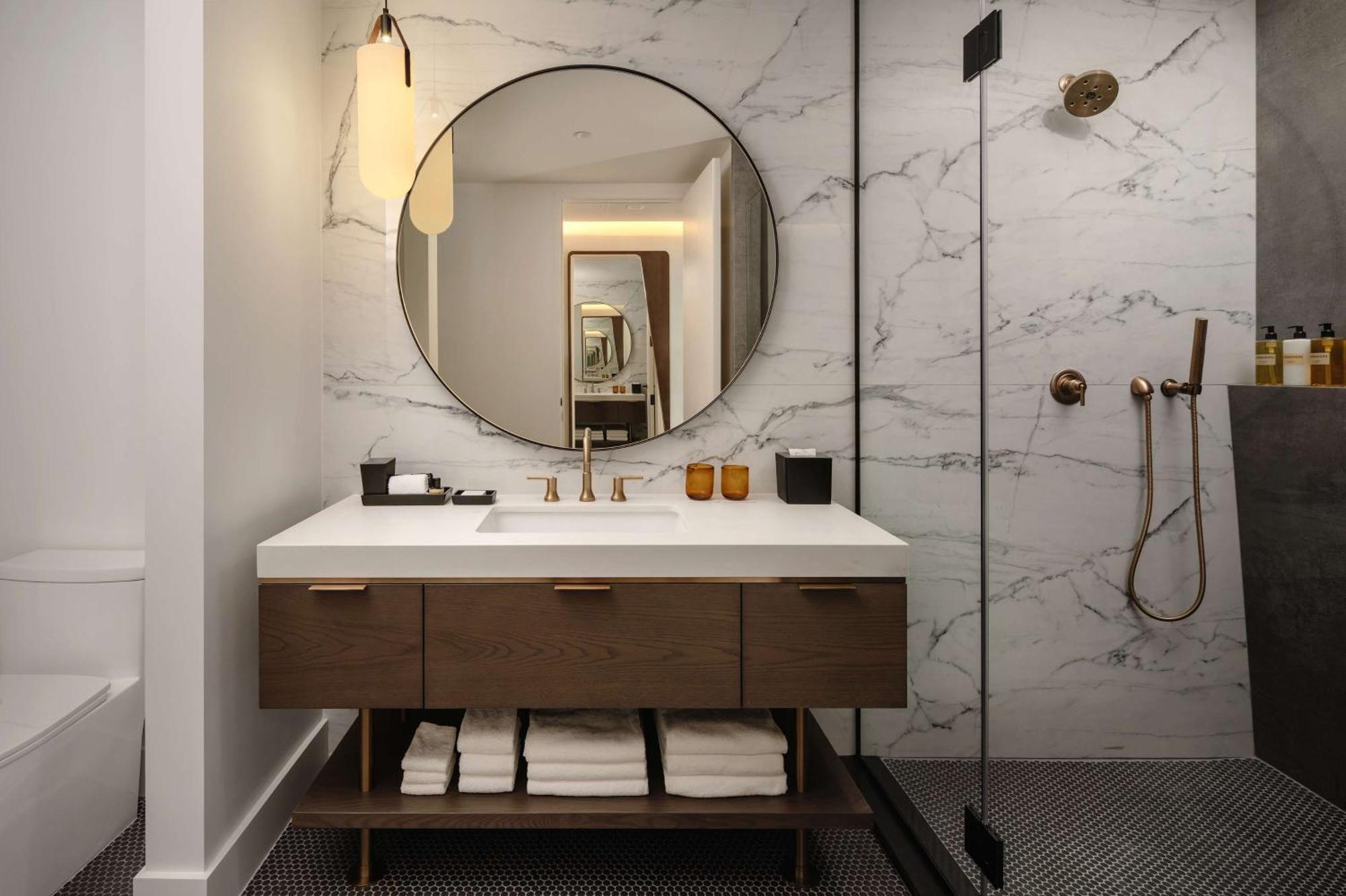 Kamer met Kingsize Bed - Uitzicht op de Skyline