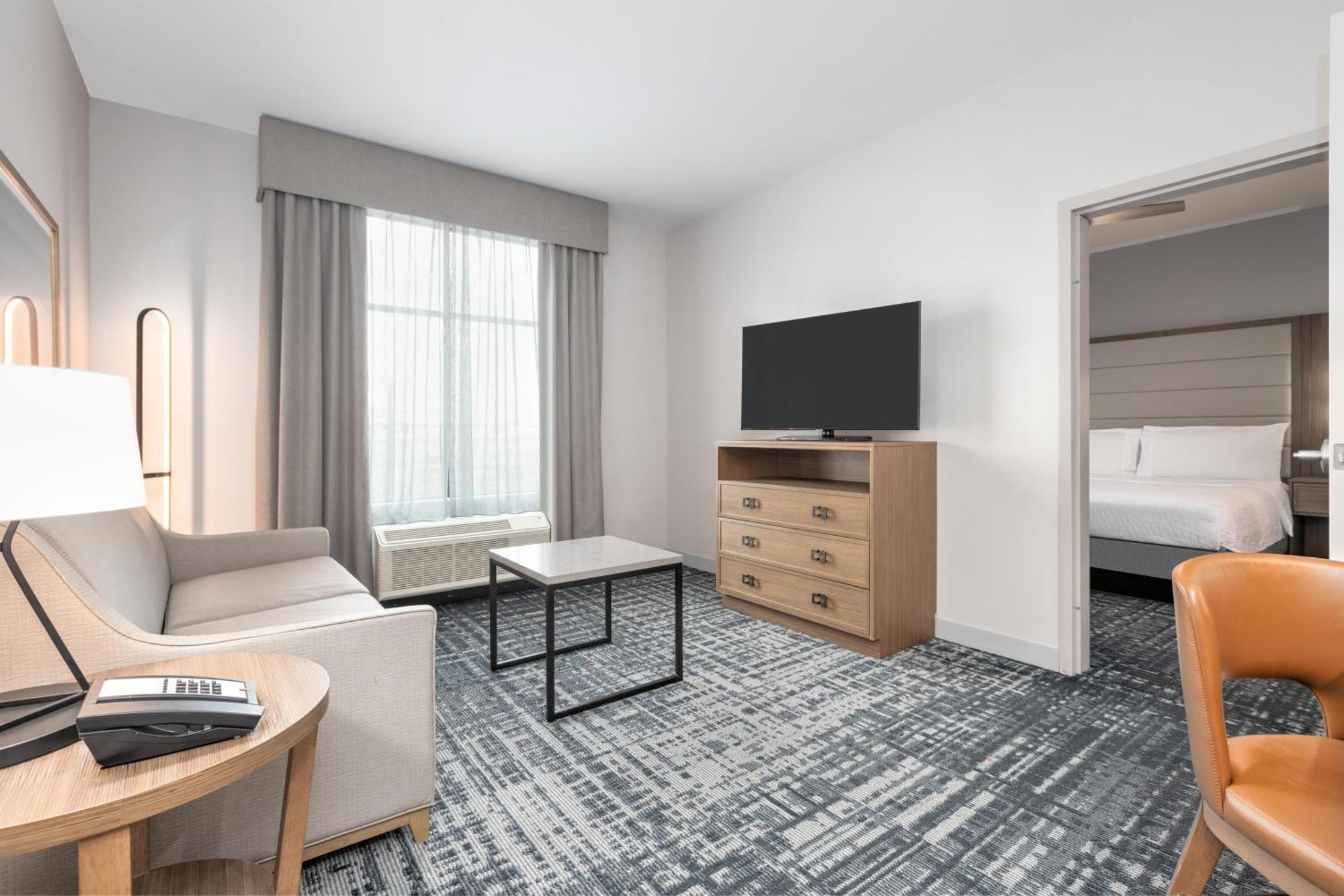 One-Bedroom King Suite - Non-Smoking,1731535794:JPEG