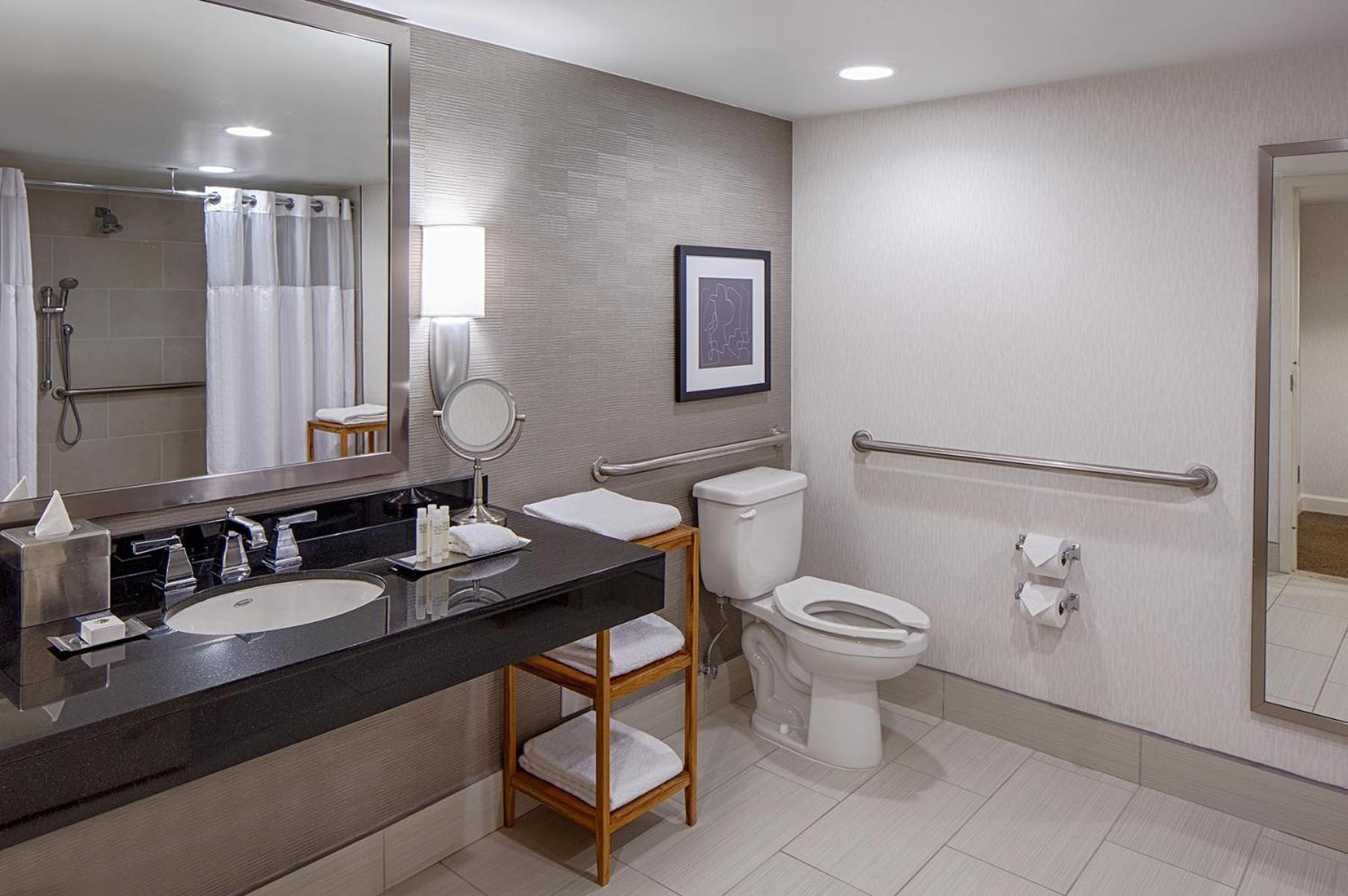 Queen Room Two Queen Beds Bath Tub Mobility Accessible or Non-Smoking