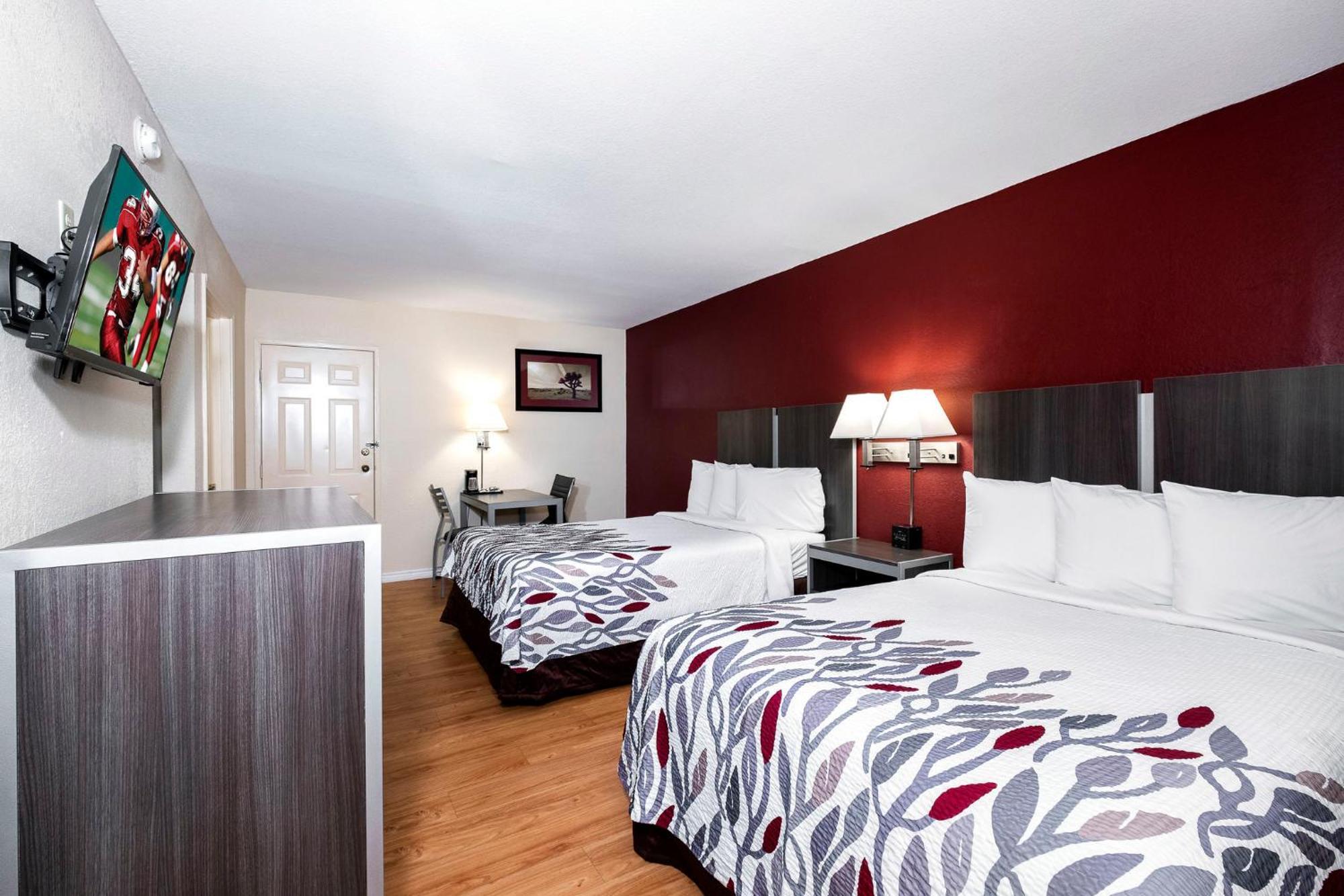 Deluxe Double Room Two Double Beds Disability Access Non-Smoking