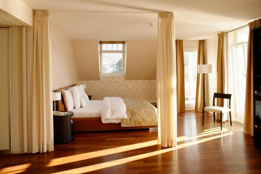 Zimmer mit 2 Queensize-Betten