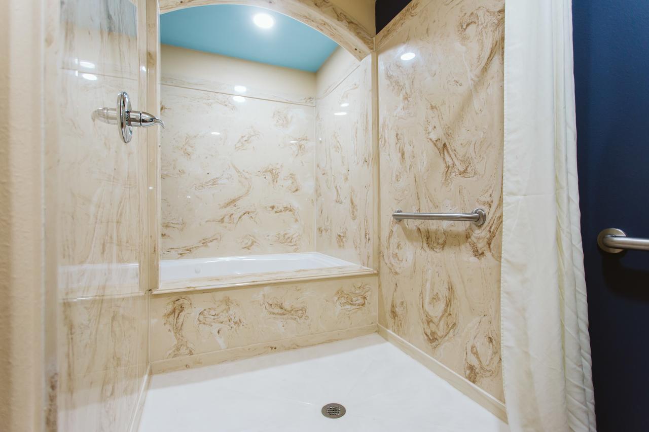 King Room Spa Bath Non-Smoking