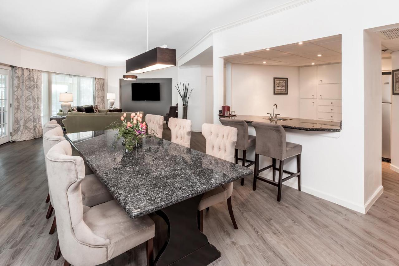 One-Bedroom Presidential Suite - Non-Smoking