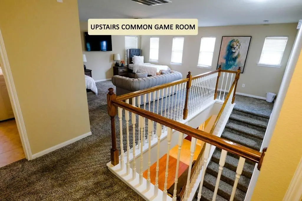 Houston Sw Sugarland 5 Bed 2 Bath 9 Beds - Cribbage-1