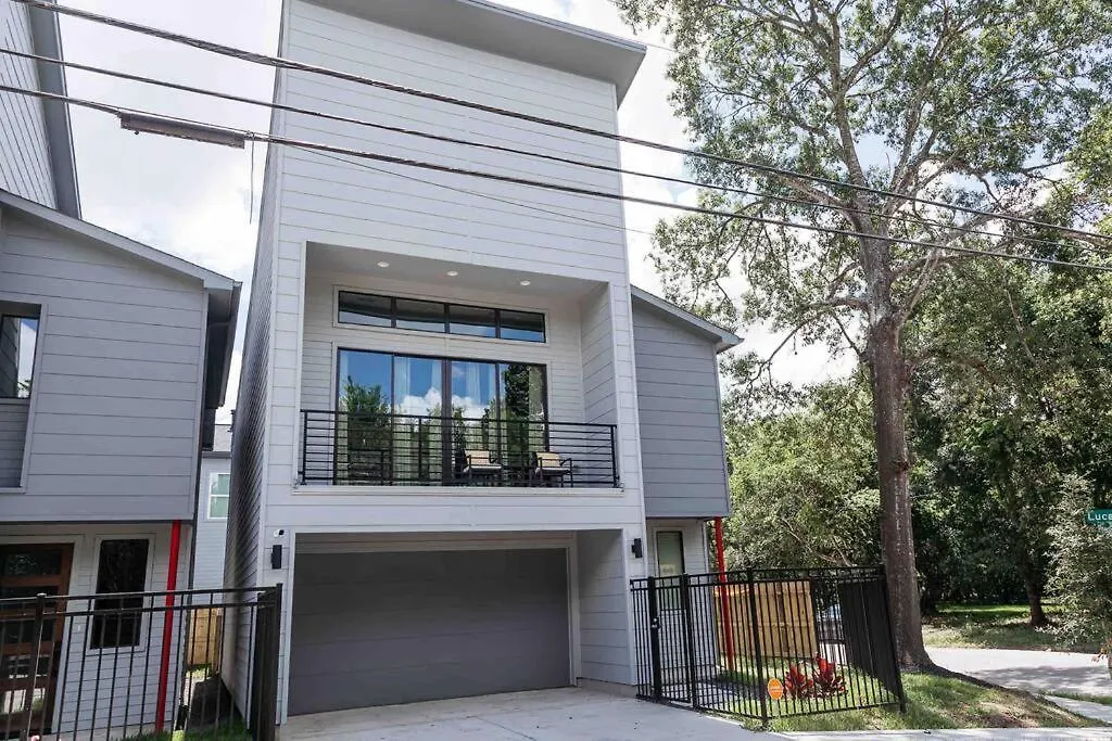 Contemporary Luxe Home 10Mins From Dt Houston!!!-1