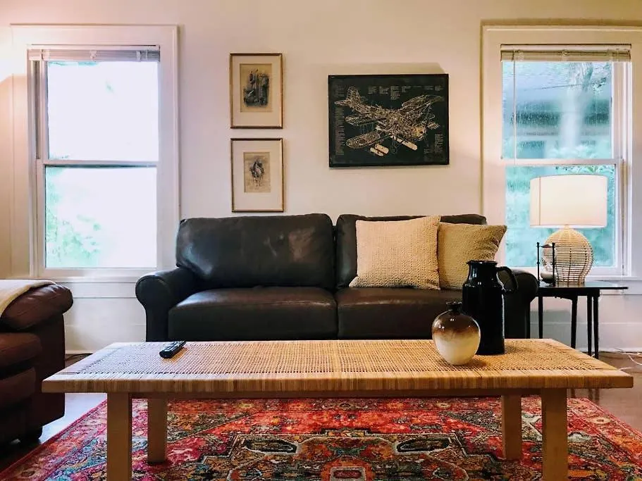 Charming, Quiet Apartment In The Heart Of Montrose-1