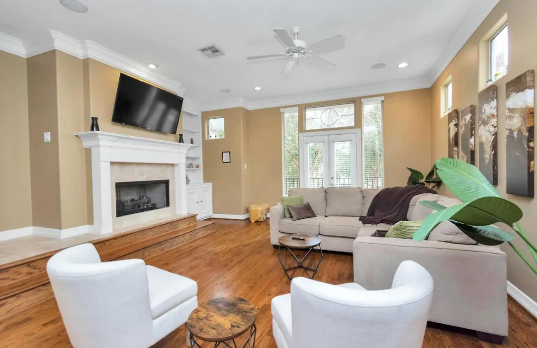 Prime Location Double Patio Townhome-1