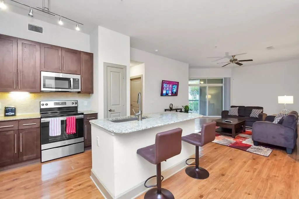 Stylish NRG Stadium Apartment: King Bed, Free Parking & Med Center Proximity-1
