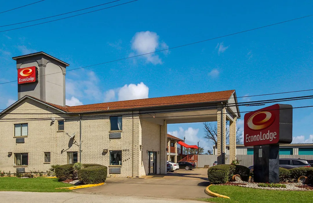 Econo Lodge Houston Brookhollow-1