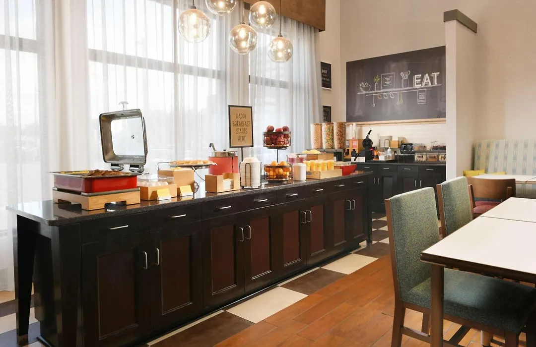 Hampton Inn & Suites Houston-Medical Center-Nrg Park-1
