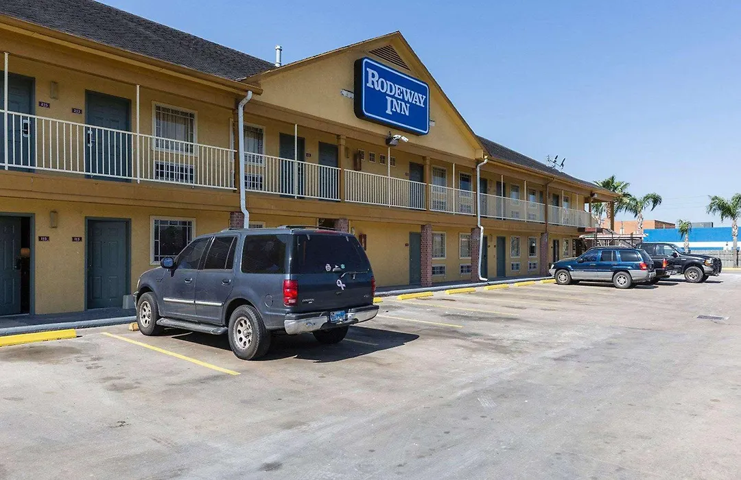 Rodeway Inn-1