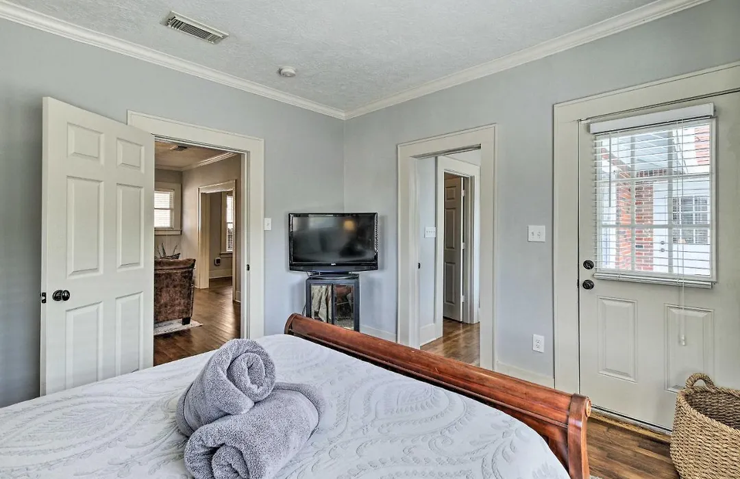 Elegant Houston Retreat Less Than 2 Mi To Downtown!-1