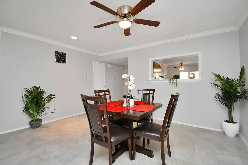 Double Master Suites - 206-1