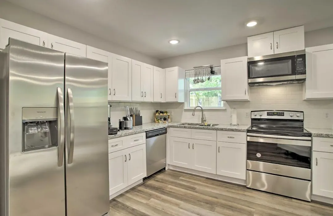 Bright And Airy Houston Home Less Than 9 Mi To Downtown-1