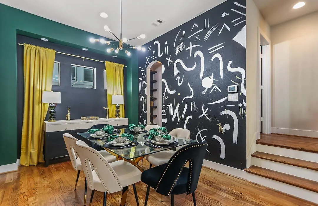 Stay In Style - Mins To Downtown - 5 Beds With Balcony-1