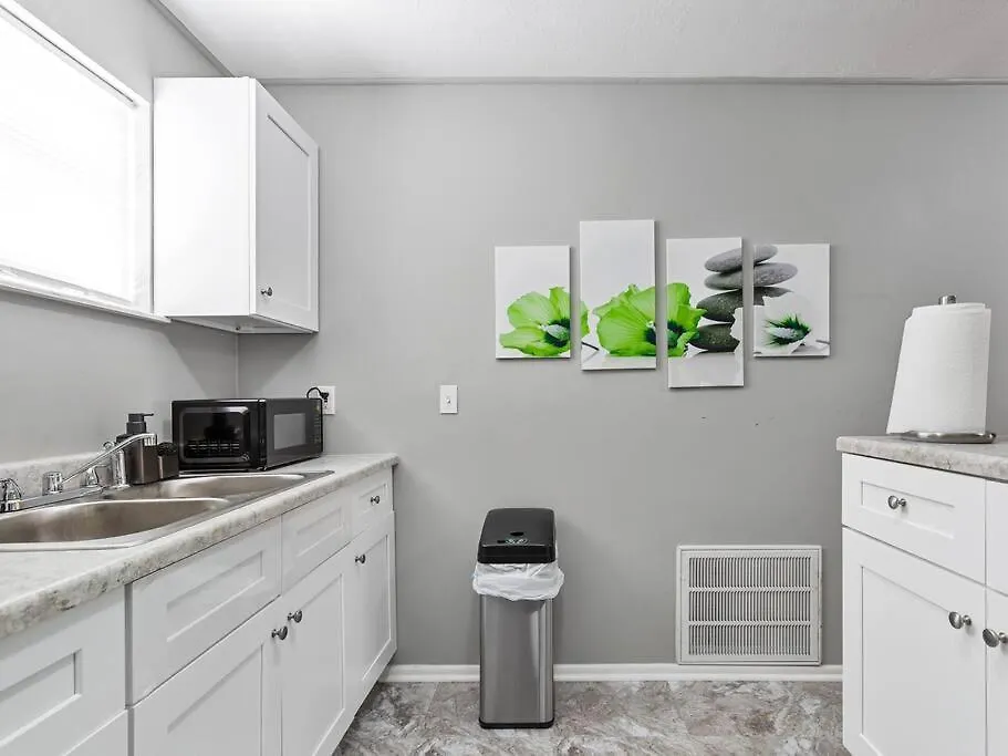 Heirs Living Emerald - Near Md Anderson Free Parking Pet Friendly-1