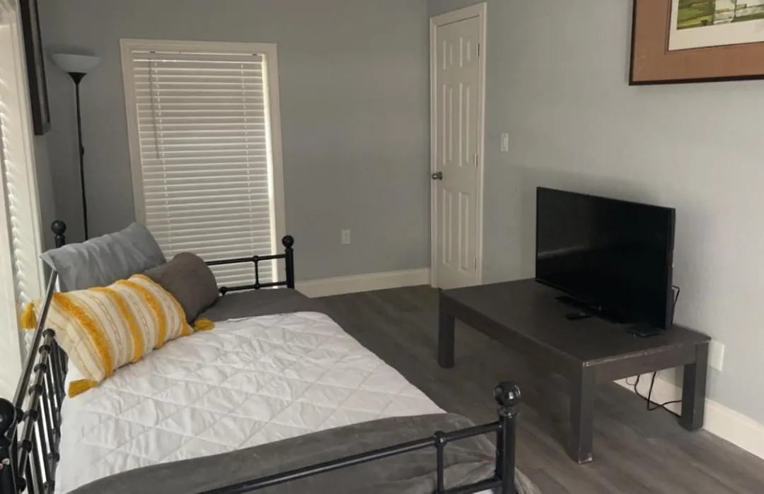 Cozy Vacation Home-1