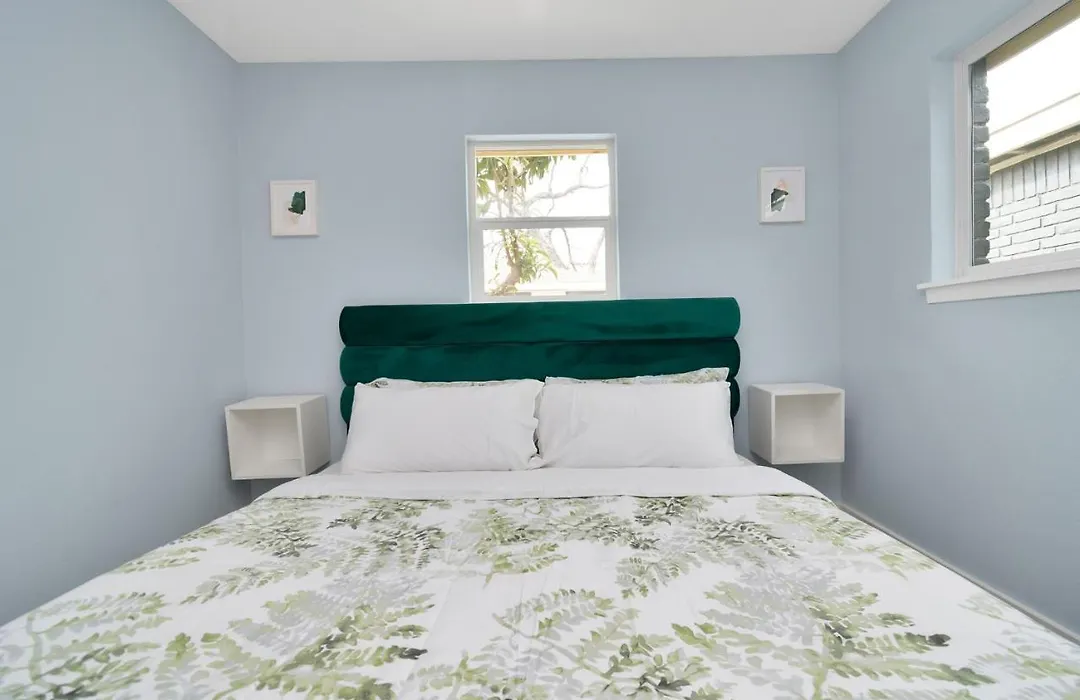 New Emerald Theme Luxury Downtown Htx-1