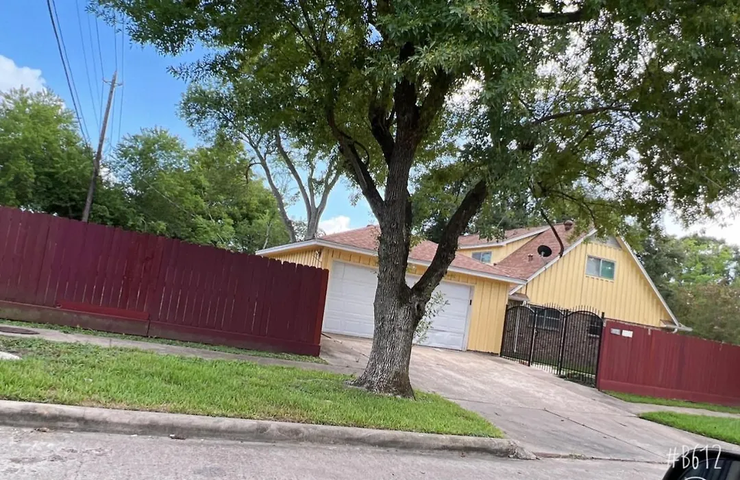 77036 Central Southwest Bellaire-1