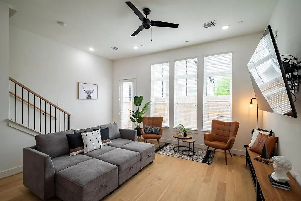 Luxury&Modernretreat-Minutemaid/Nrg/Tmc W/Gameroom-1