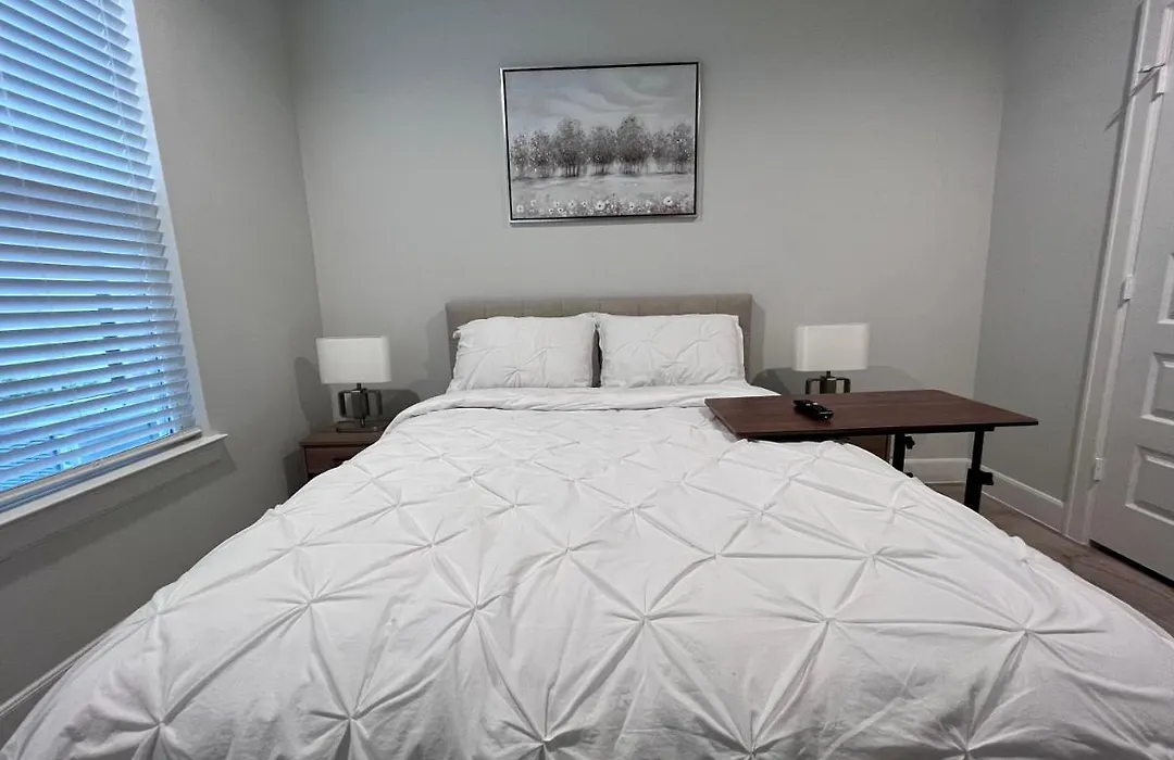 Luxury 2Bedroom Home W Attached Full Bathrooms-1