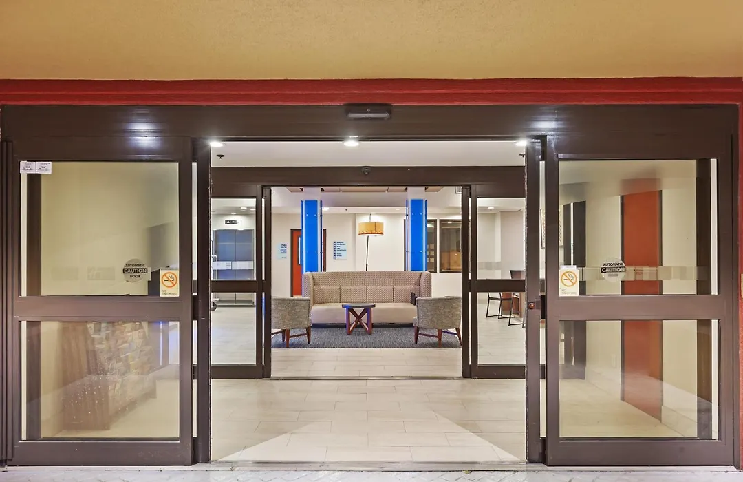 Holiday Inn Express & Suites Houston - Memorial Park Area By Ihg-1