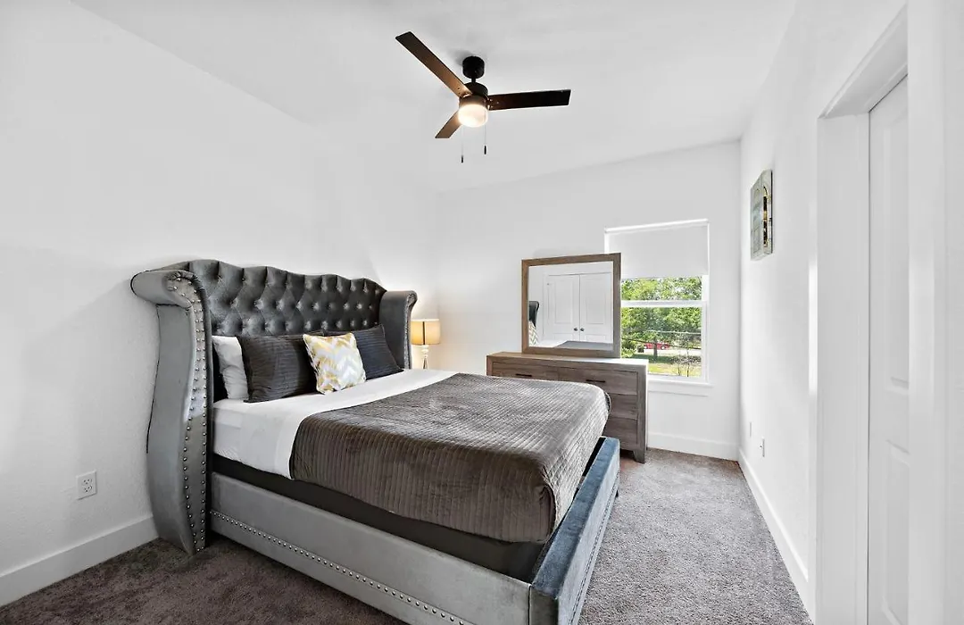 Cozy Home Nr Med Center, Dt, Midtown Wifi Bbq-1