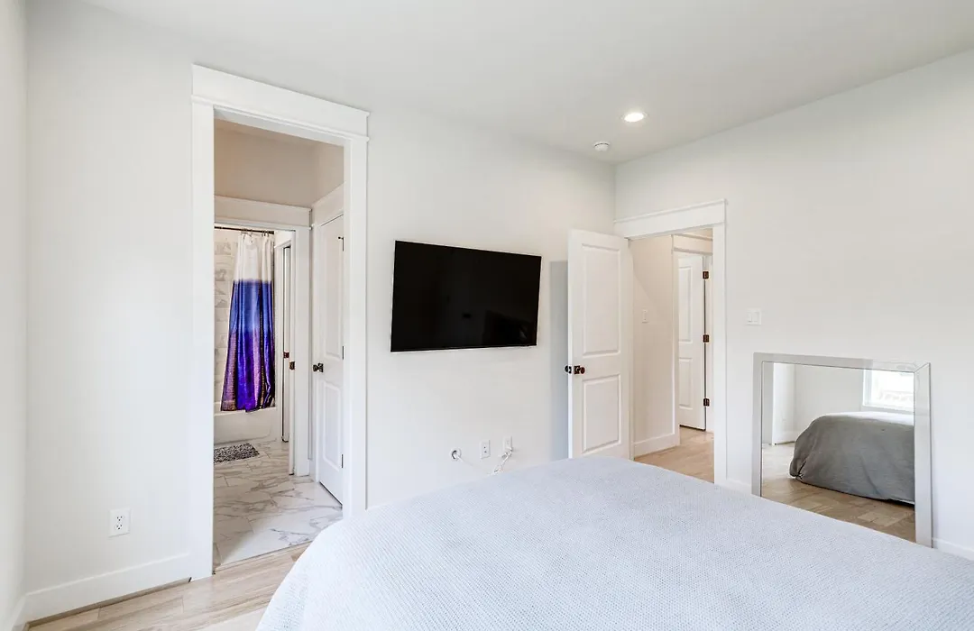 Luxe Houston Townhome With Balcony!-1