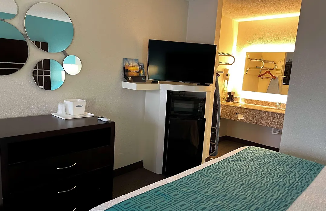 Howard Johnson By Wyndham Houston Heights Downtown-1