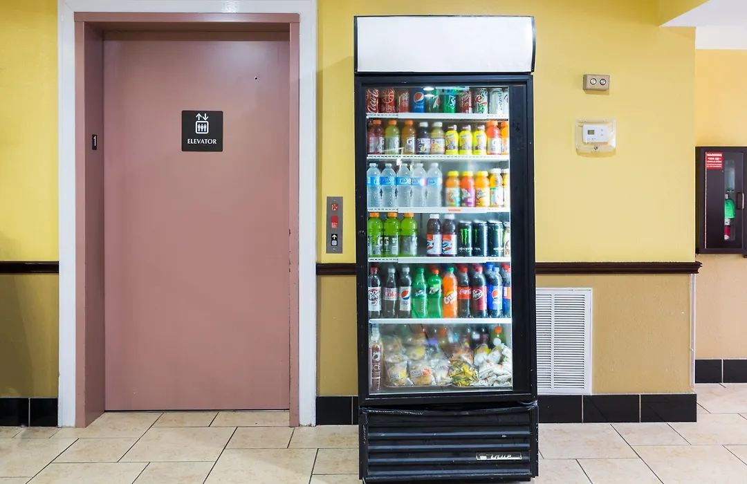 Greentree Inn - Iah Airport Jfk Blvd-1