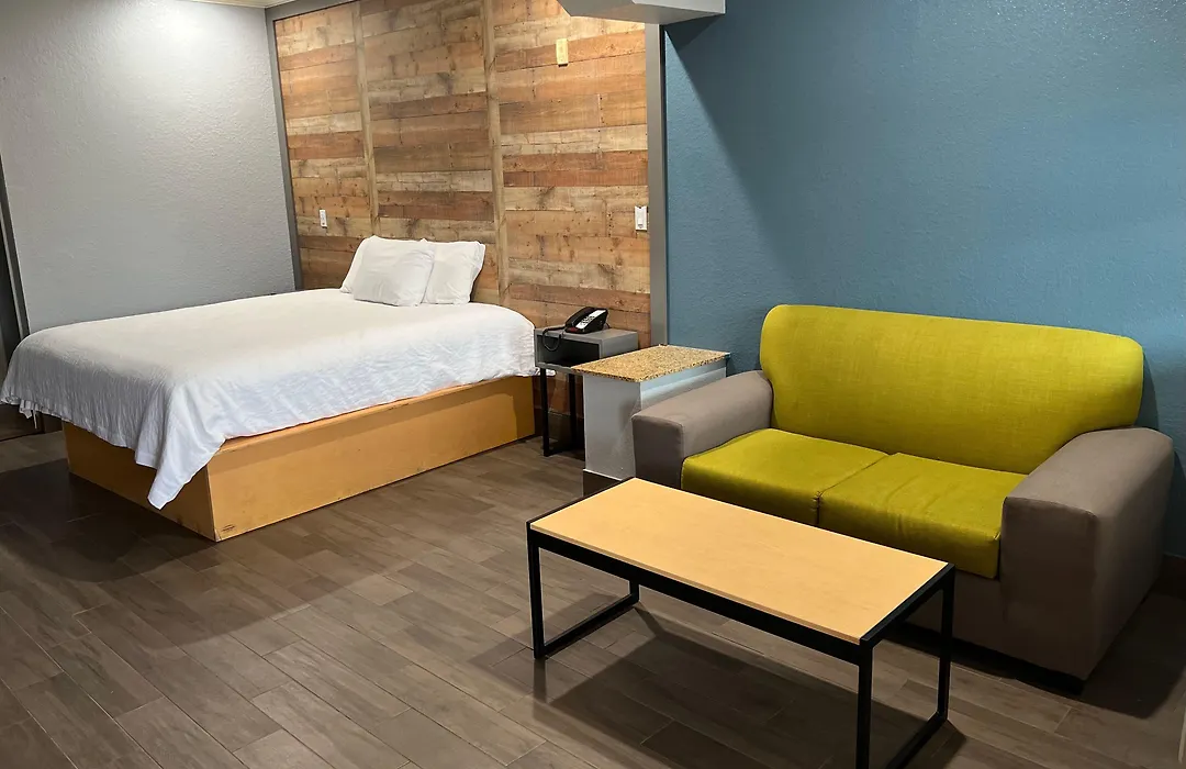 The Symphony Inn & Suites-1