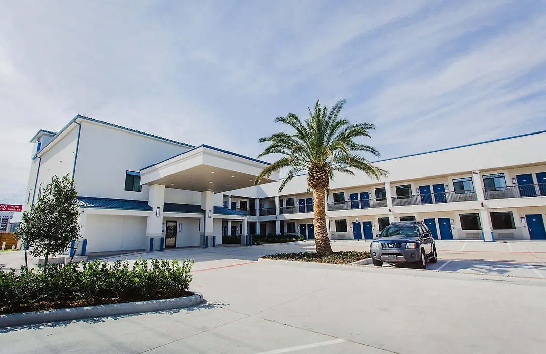 Palace Inn Blue US-59&Gessner-1