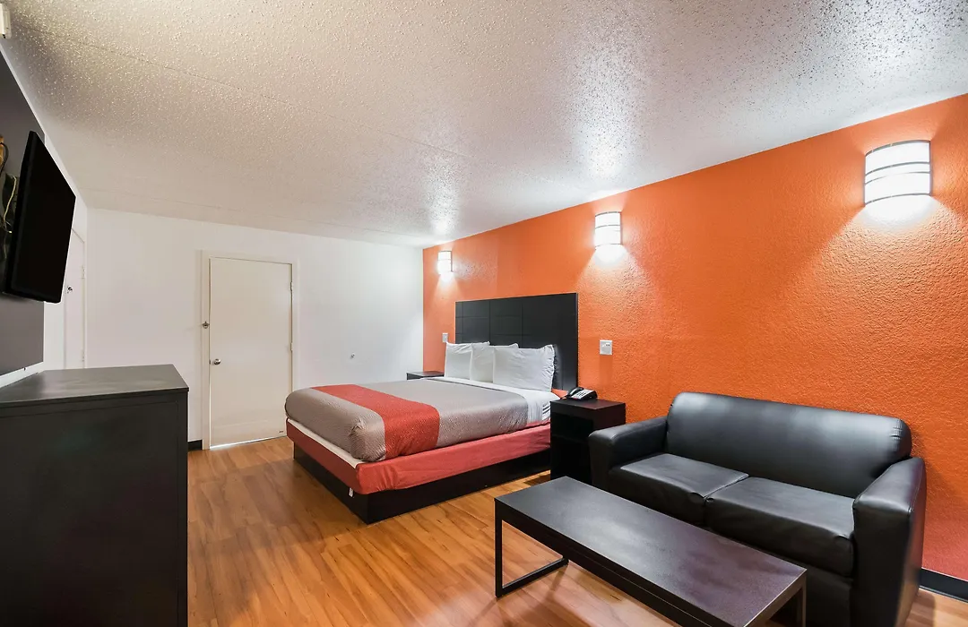 Motel 6-Houston, Tx - Brookhollow-1
