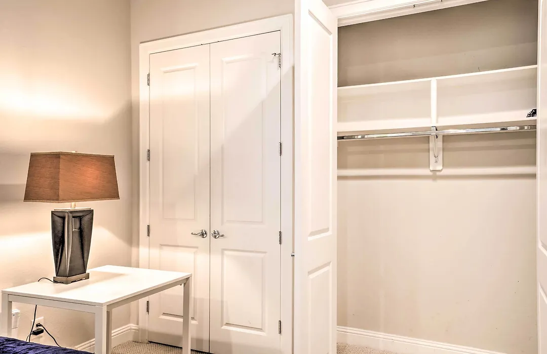 Pet-Friendly Houston Townhome, 6 Mi To Dtwn!-1