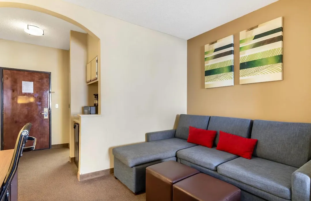 Comfort Suites Bush Intercontinental Airport-1