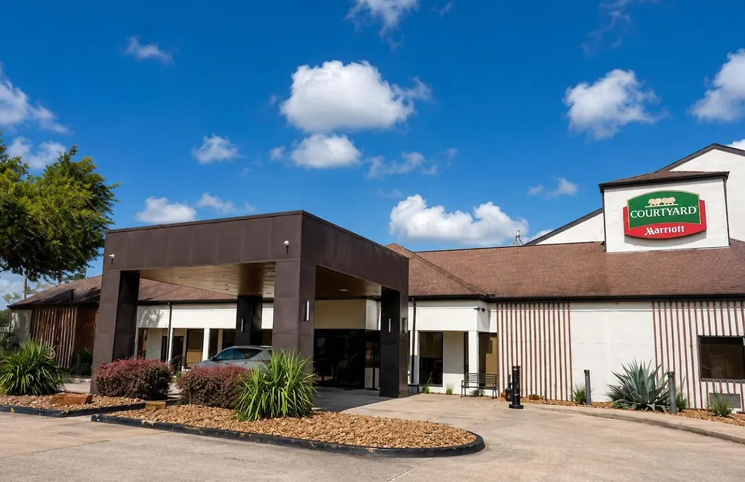 Courtyard By Marriott Houston Hobby Airport-1