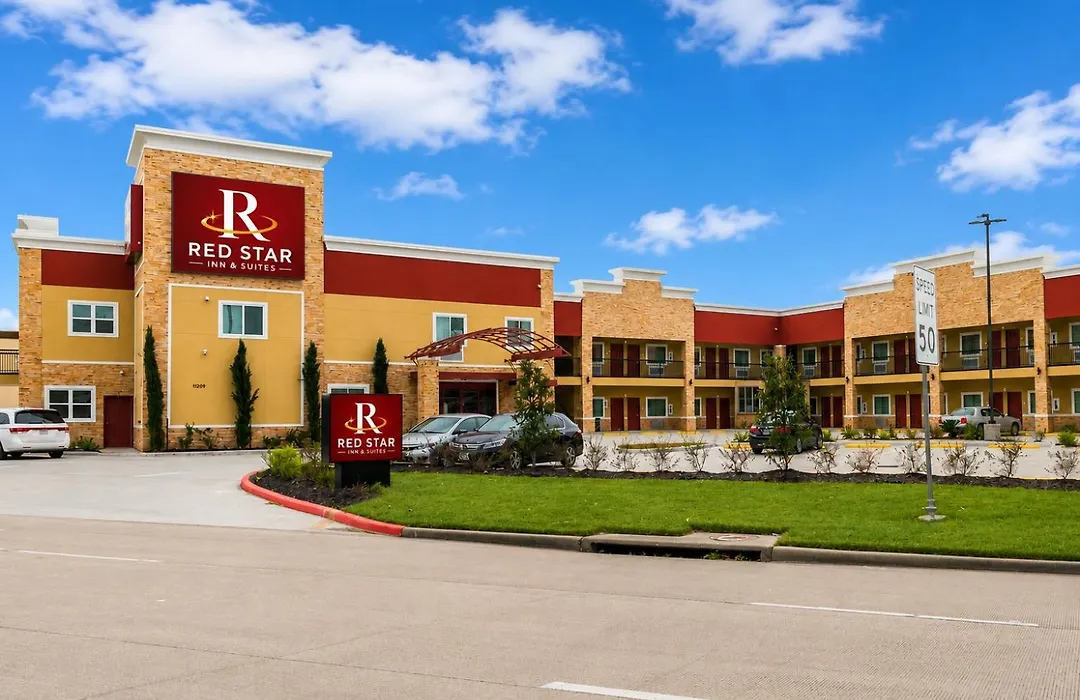 Red Star Inn & Suites-1