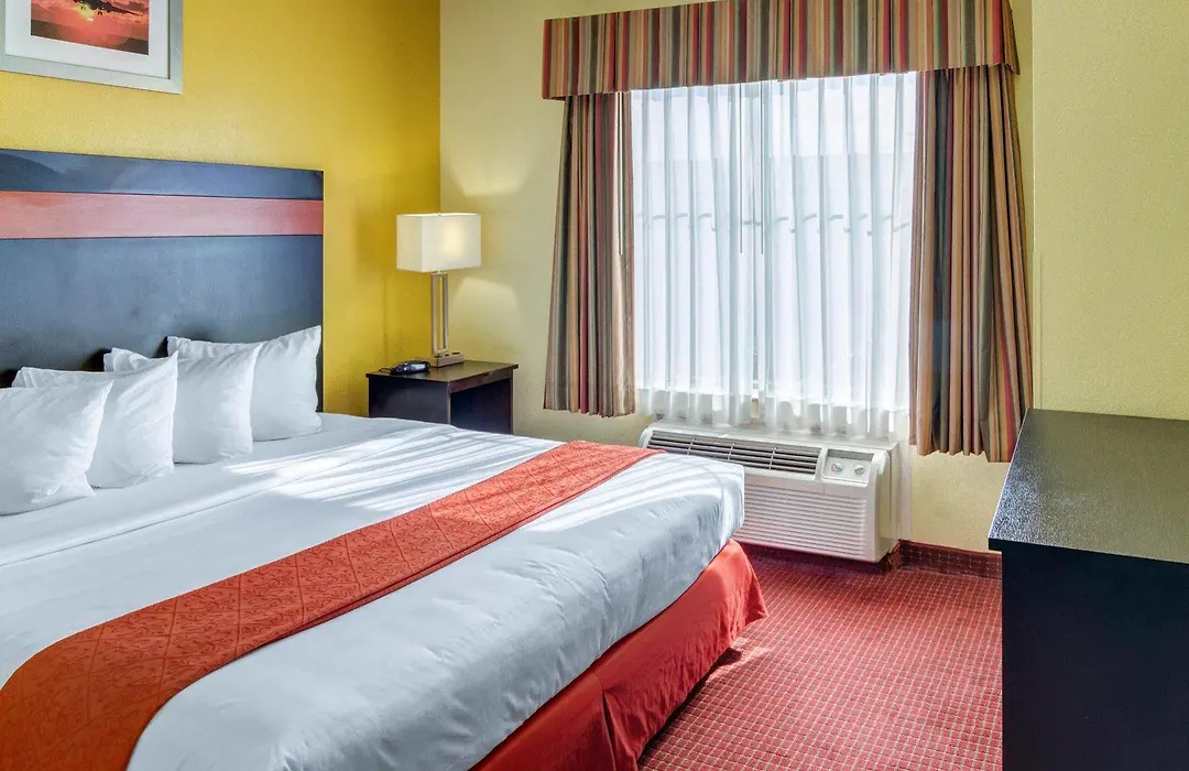 Springwood Suites Houston Iah - Beltway 8-1