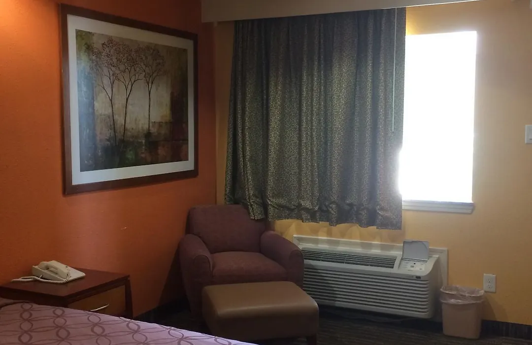 Select Inn And Suites-1