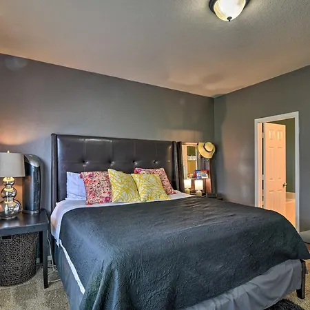 Houston Family Home With Yard About 8 Mi To Nrg Stadium!-3