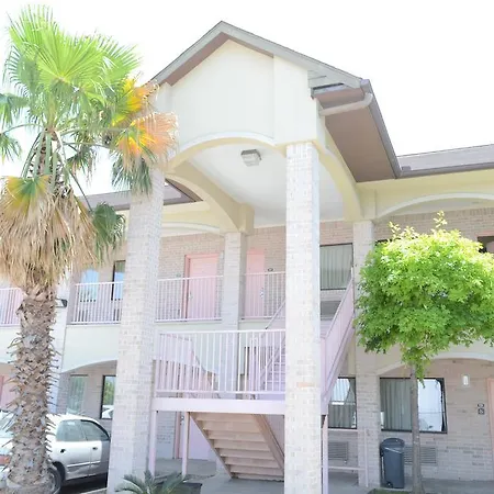 Texan Inn & Suites-2