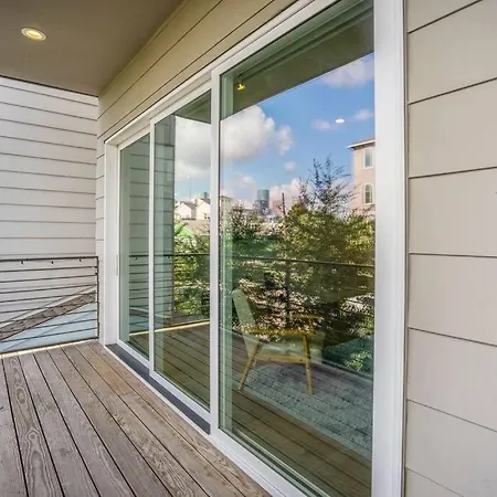 Ethereal Rooftop Retreat @ Midtown/Eado-3