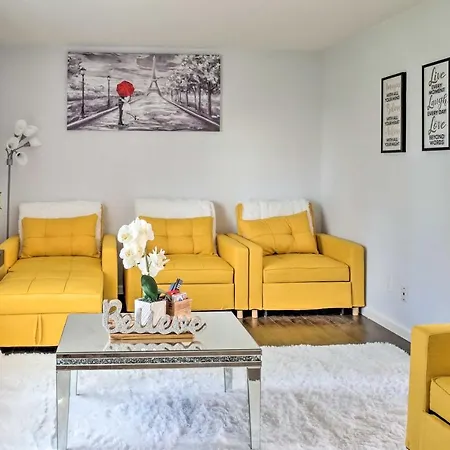 Chic Houston Townhome, 7 Mi To The Galleria!-3