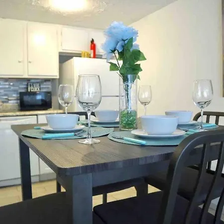1Br Montrose Balcony Downtown Medical Center-2