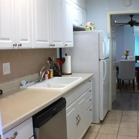 Montrose Hist Dist - Charmazure 2 Br/1Ba Apt W W/D-2