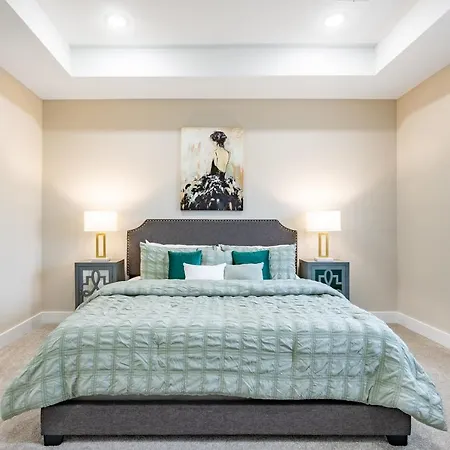 3 Bedroom And 3 Bath-2